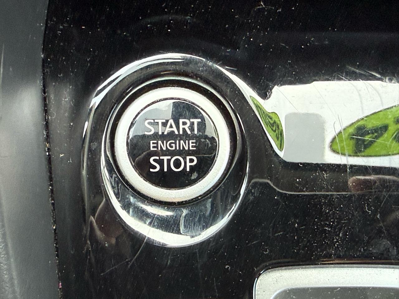 Nissan Versa SV 2024