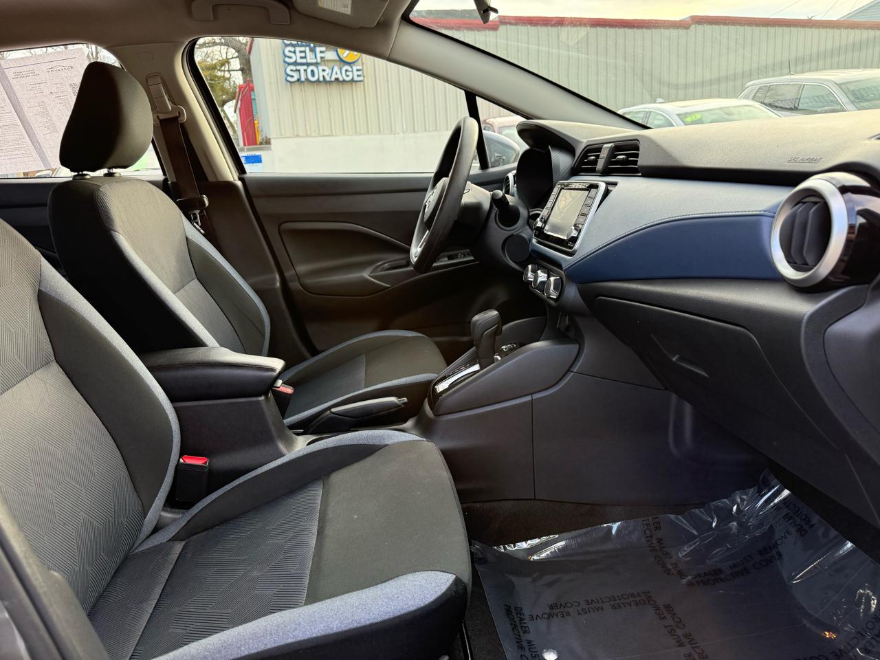 Nissan Versa SV 2024