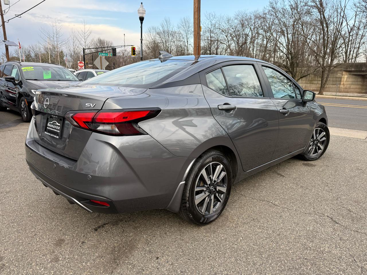 Nissan Versa SV 2024