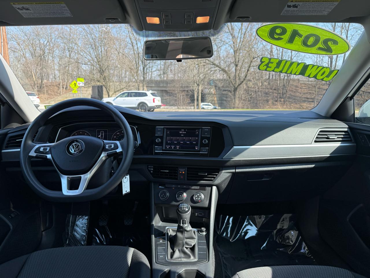 Volkswagen Jetta 1.4T S 6M 2019