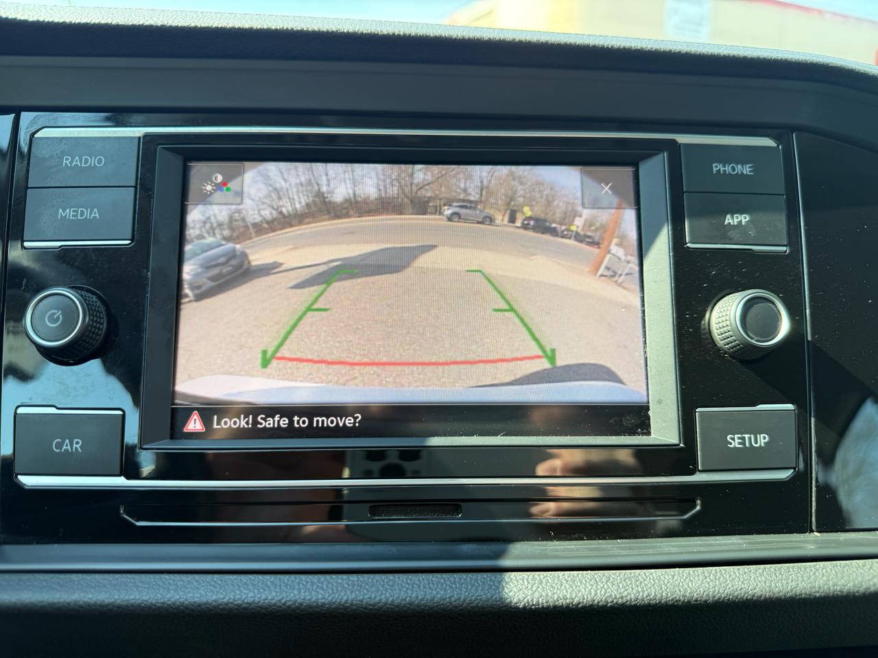 Volkswagen Jetta 1.4T S 6M 2019