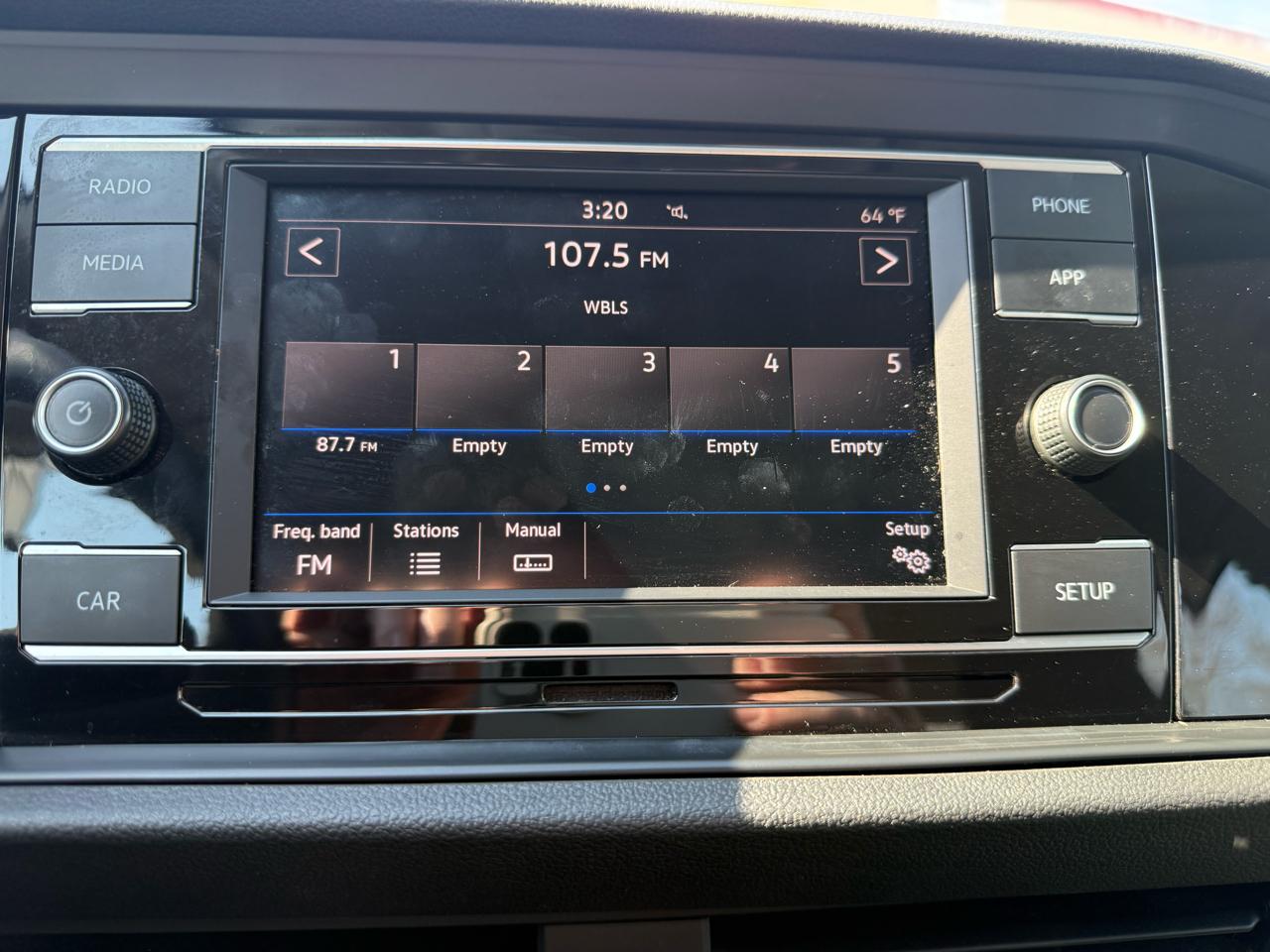 Volkswagen Jetta 1.4T S 6M 2019