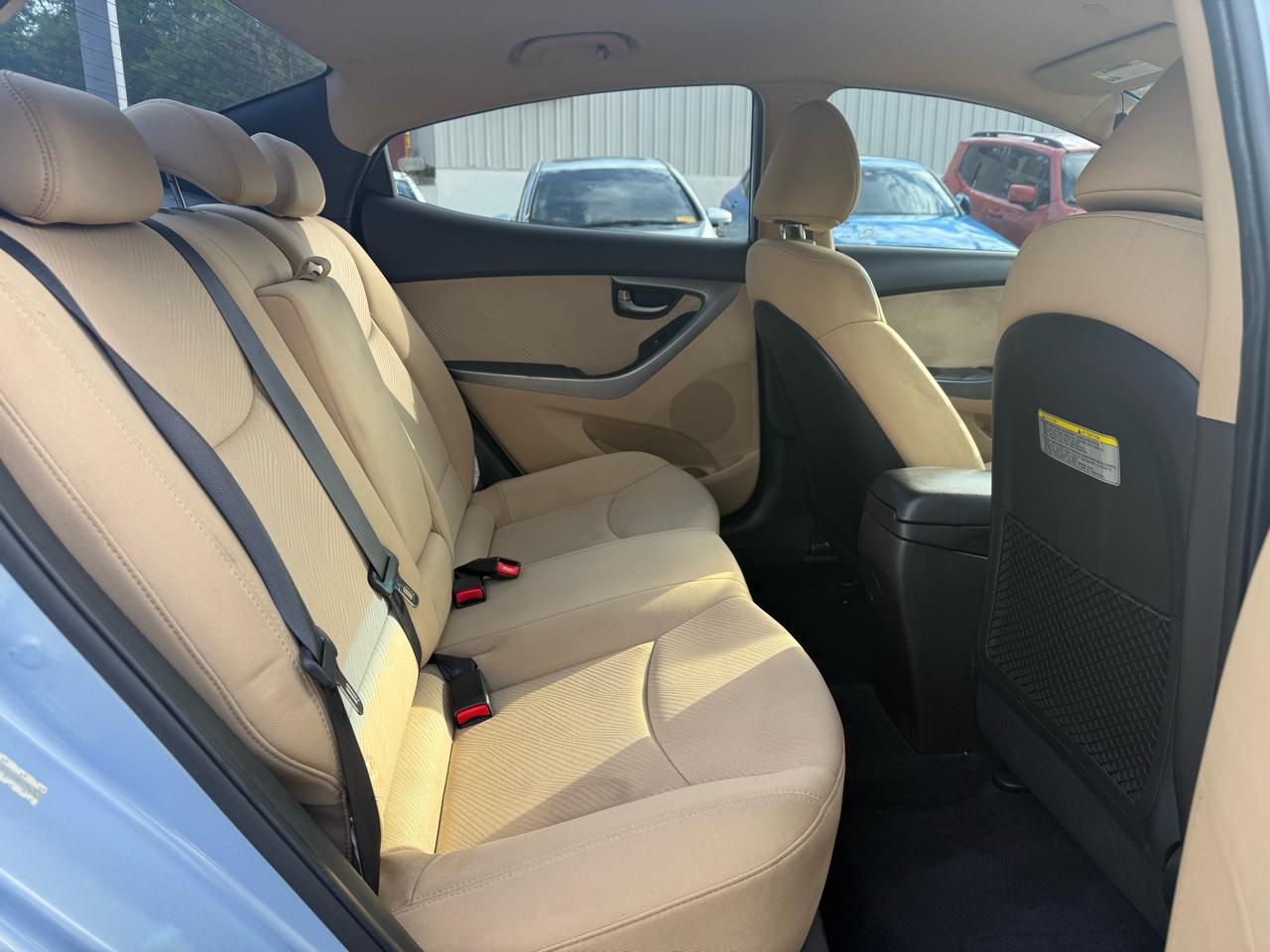 Hyundai Elantra GLS A/T 2012