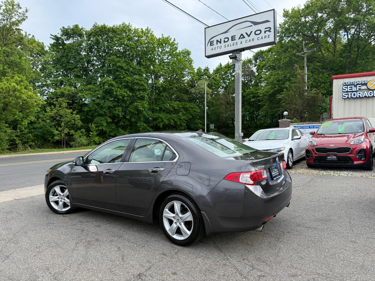 Acura TSX 5-Speed AT with Tech Package 2010