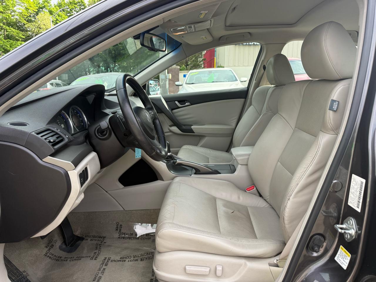 Acura TSX 5-Speed AT with Tech Package 2010