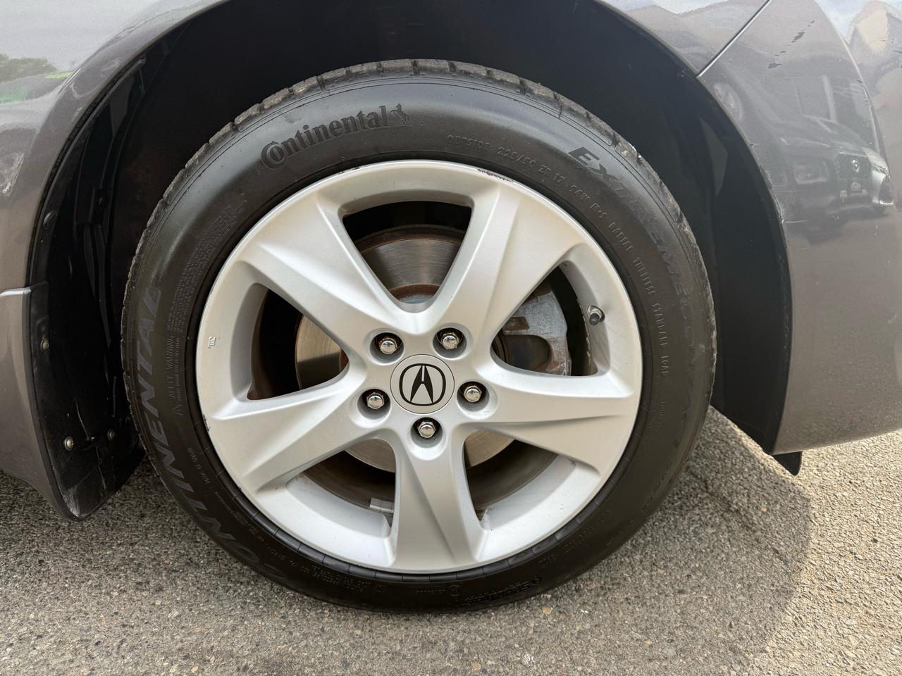 Acura TSX 5-Speed AT with Tech Package 2010