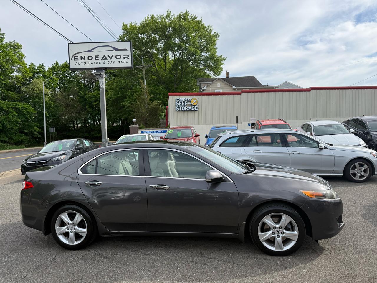 Acura TSX 5-Speed AT with Tech Package 2010