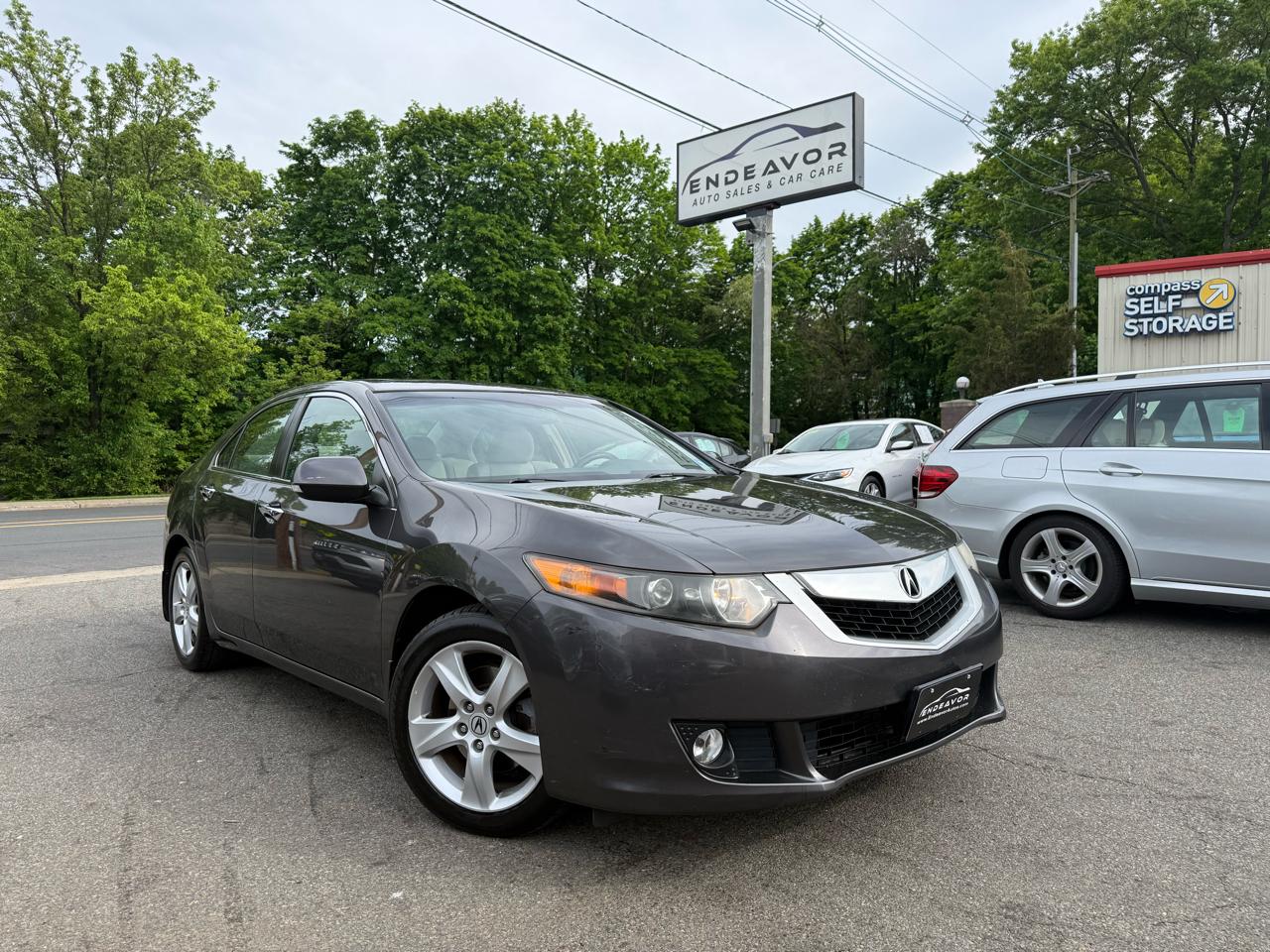 Acura TSX 5-Speed AT with Tech Package 2010