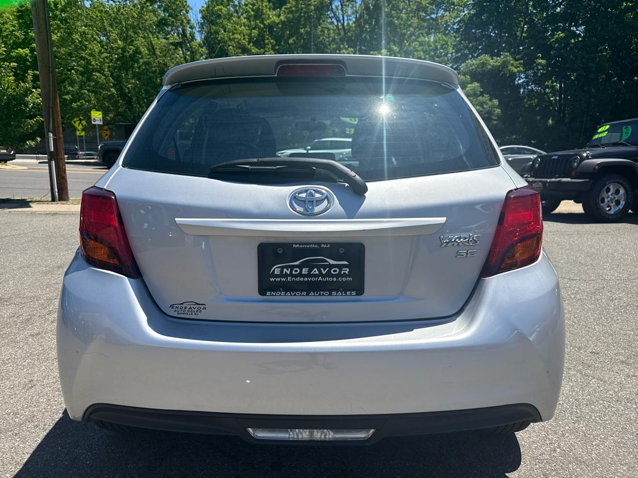 Toyota Yaris SE 5-Door AT 2016