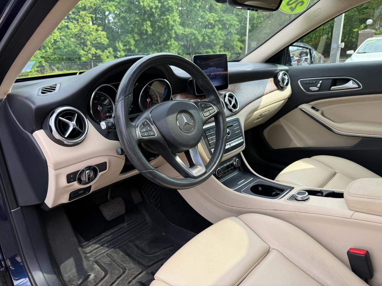 Mercedes-Benz GLA-Class GLA250 4MATIC 2018