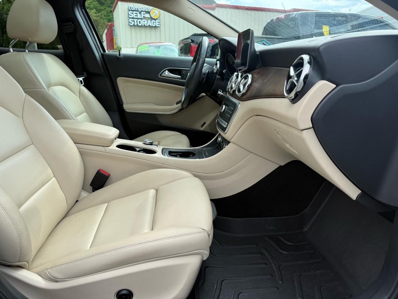 Mercedes-Benz GLA-Class GLA250 4MATIC 2018