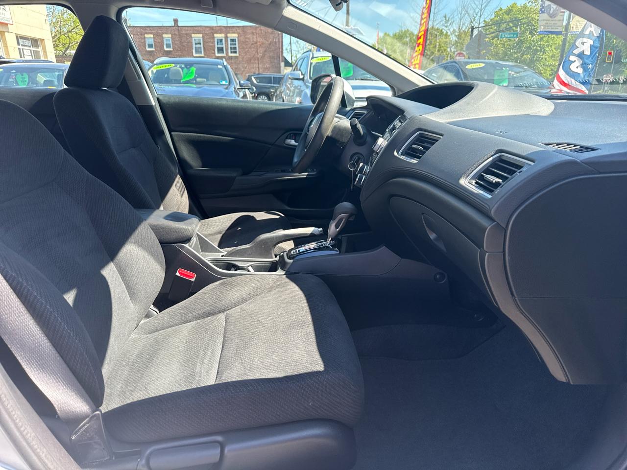 Honda Civic 4dr Sdn LX Auto 2013