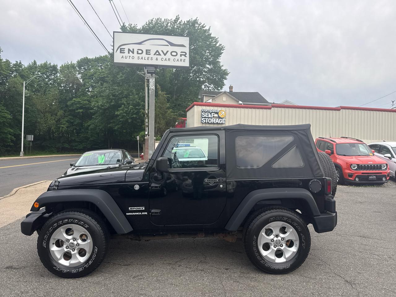 Jeep Wrangler Sport 4WD 2013
