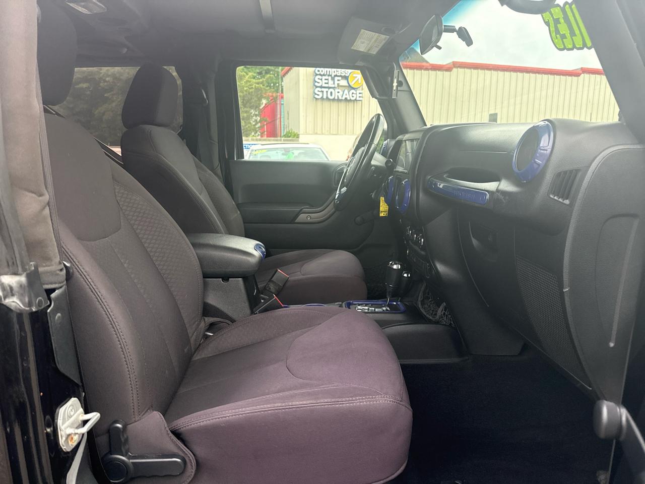Jeep Wrangler Sport 4WD 2013