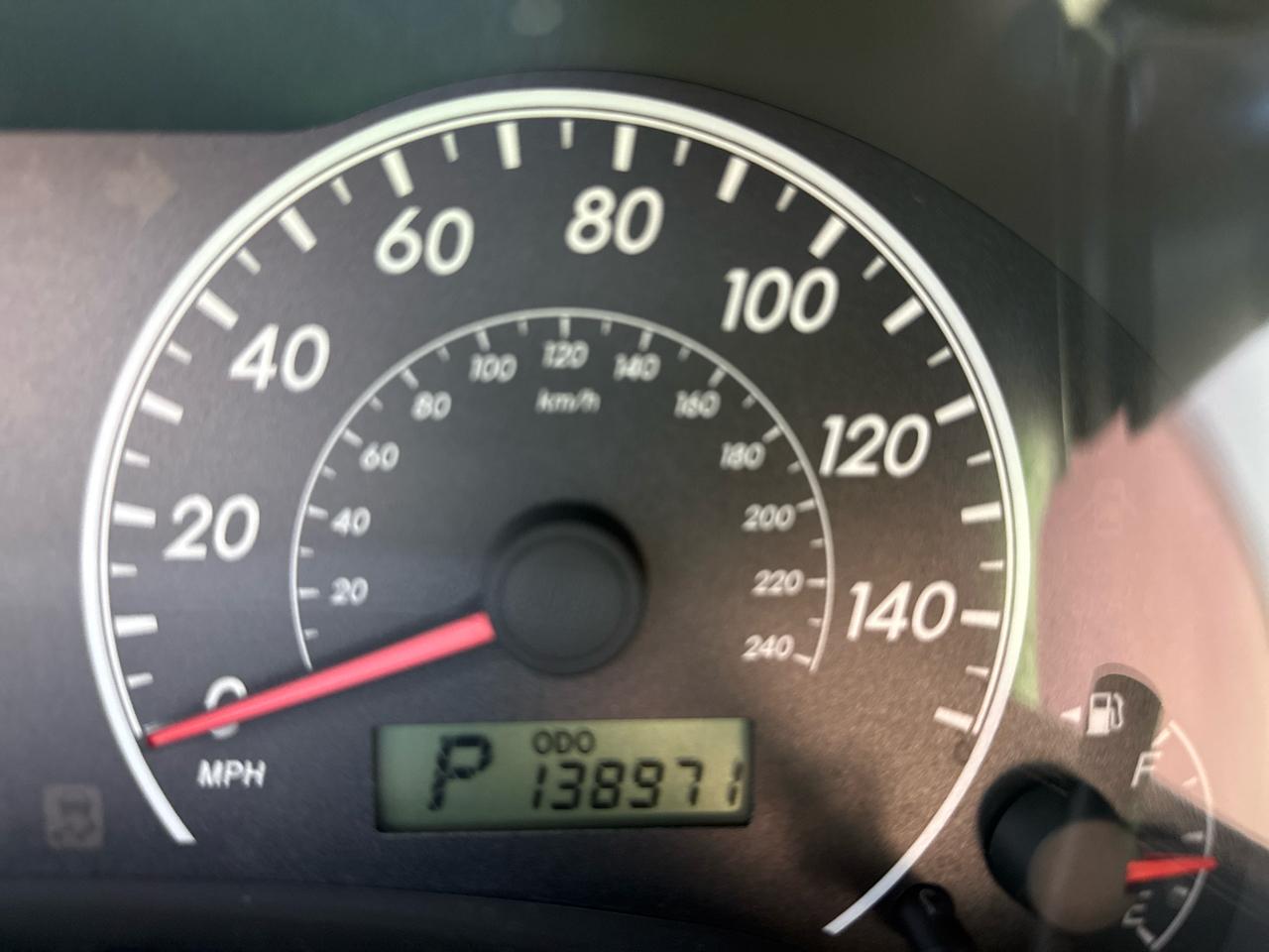 Toyota Corolla LE 4-Speed AT 2012
