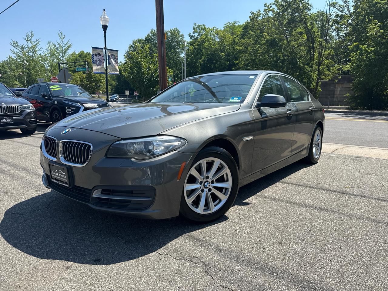 BMW 5-Series 528i xDrive 2014
