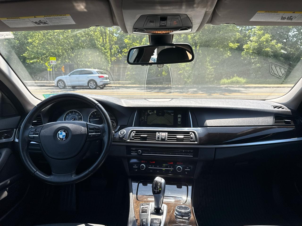 BMW 5-Series 528i xDrive 2014