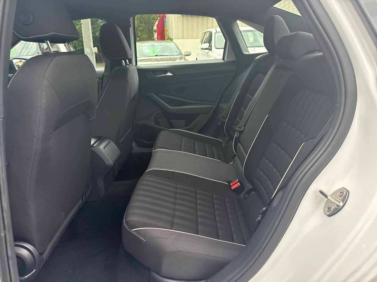 Volkswagen Jetta Sport 2024