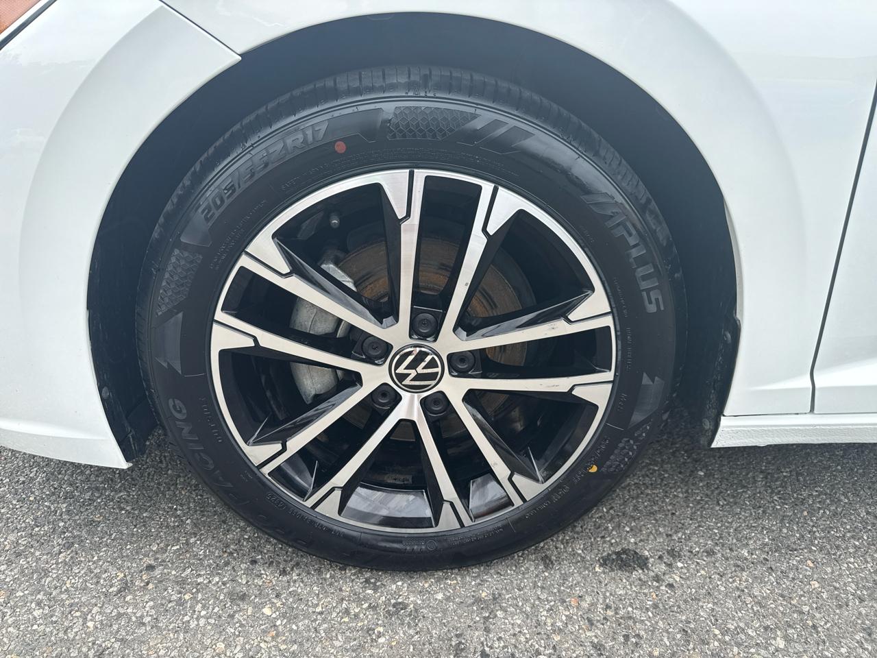 Volkswagen Jetta Sport 2024