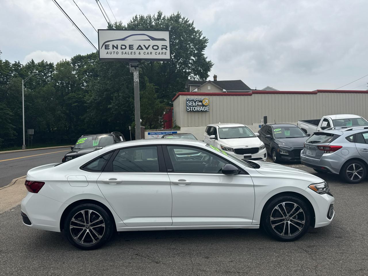 Volkswagen Jetta Sport 2024