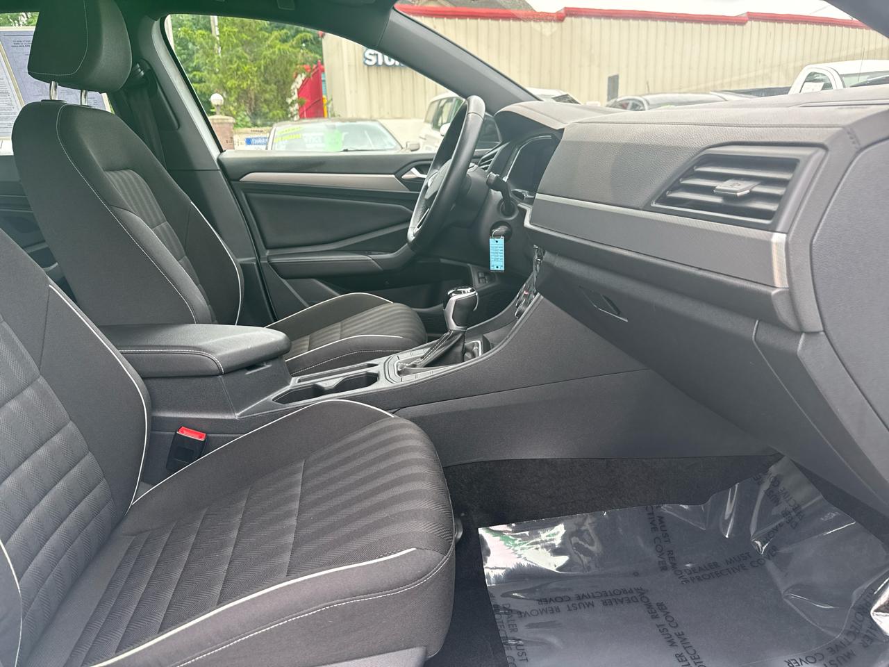 Volkswagen Jetta Sport 2024