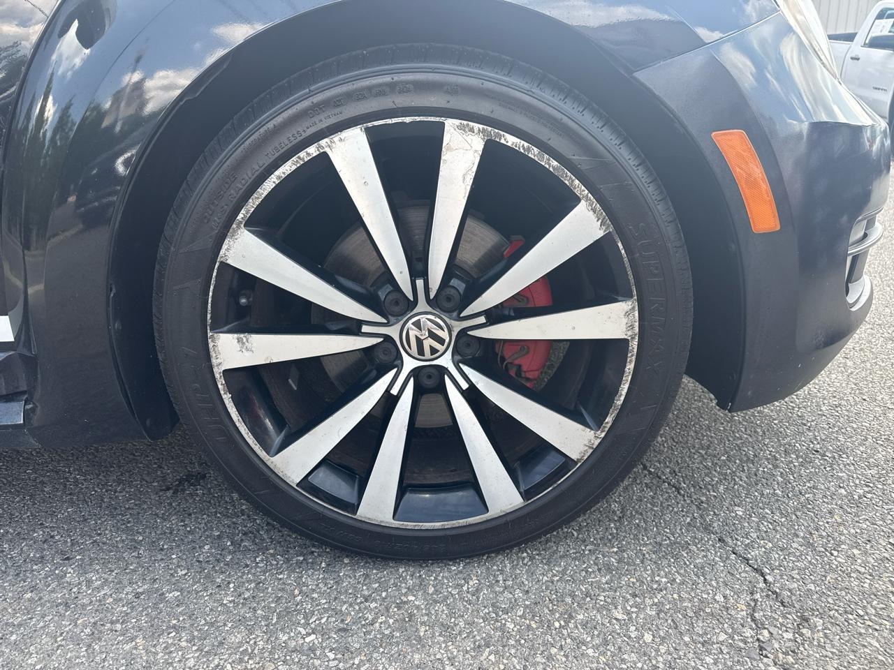 Volkswagen Beetle 2.0T Turbo 2012