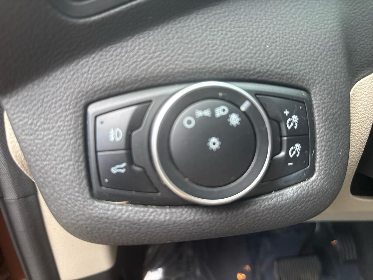 Ford Escape SE FWD 2017