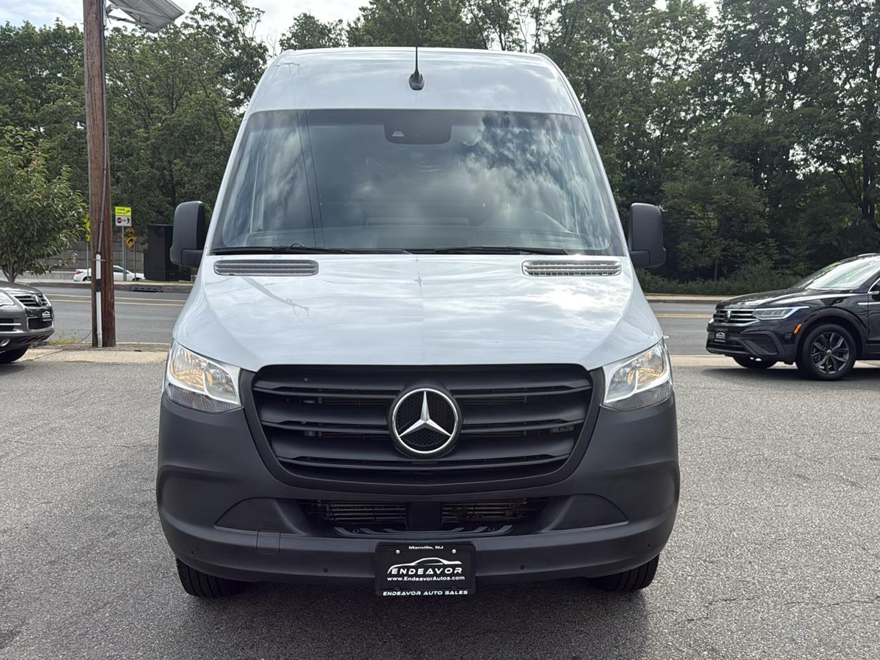 Mercedes-Benz Sprinter 2500 144-in. WB 2020