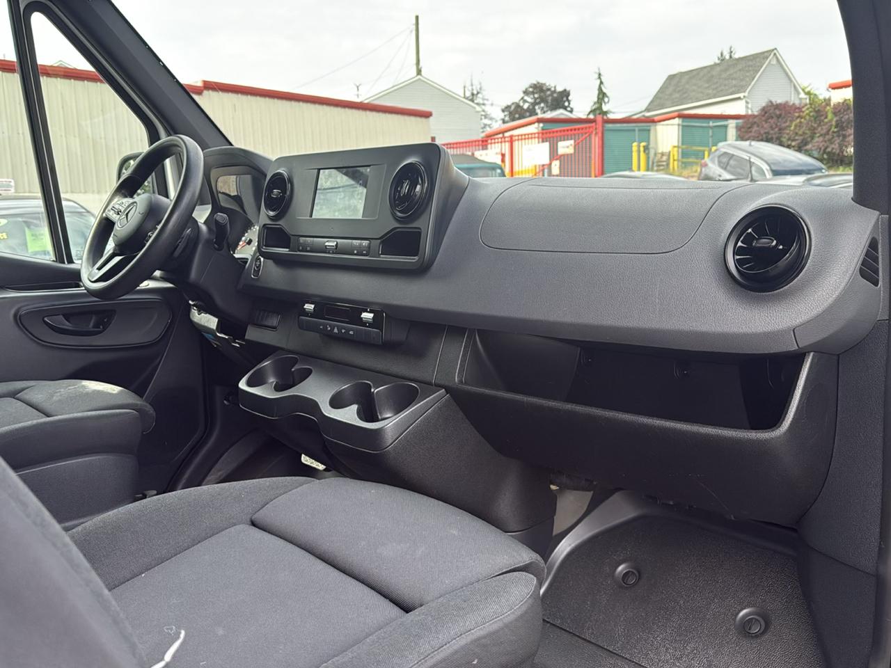 Mercedes-Benz Sprinter 2500 144-in. WB 2020