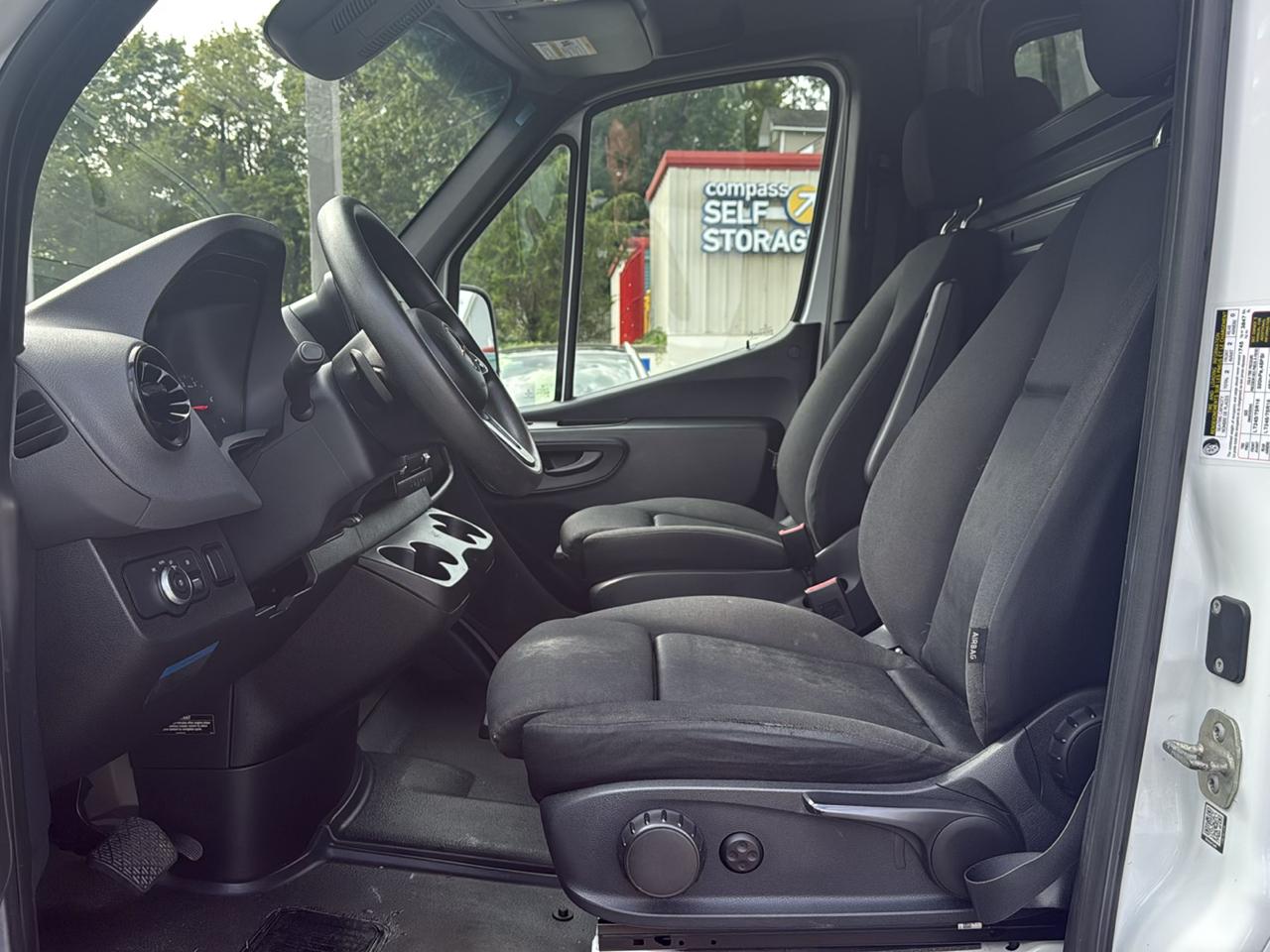 Mercedes-Benz Sprinter 2500 144-in. WB 2020