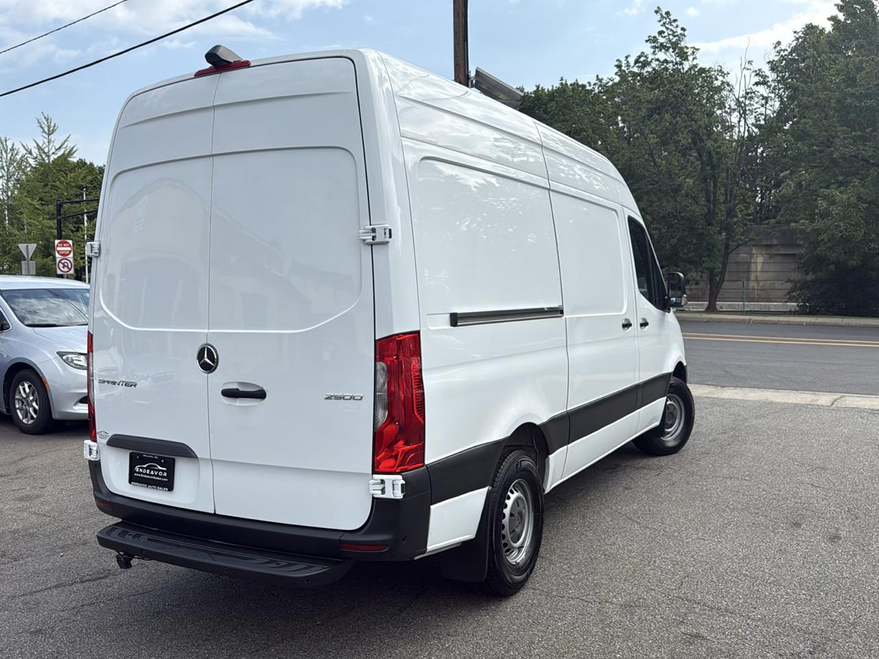 Mercedes-Benz Sprinter 2500 144-in. WB 2020