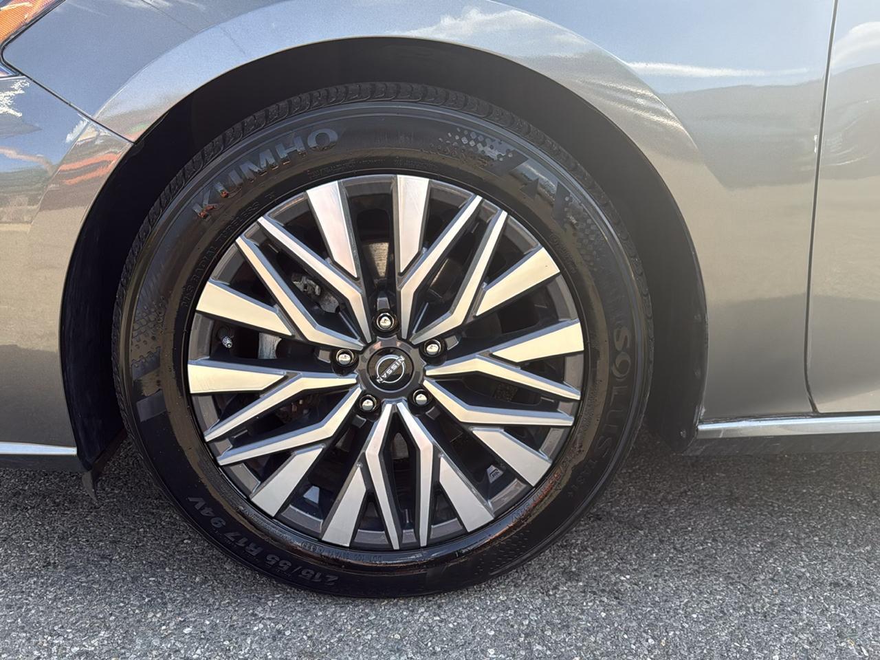 Nissan Altima 2.5 SV 2023