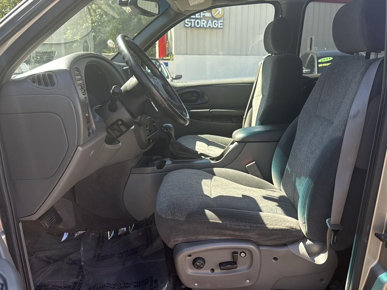 Chevrolet TrailBlazer LS 4WD 2002