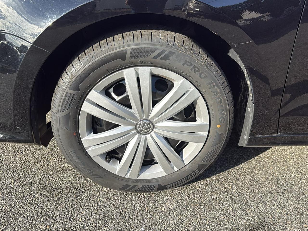 Volkswagen Jetta 1.4T S 6A 2017