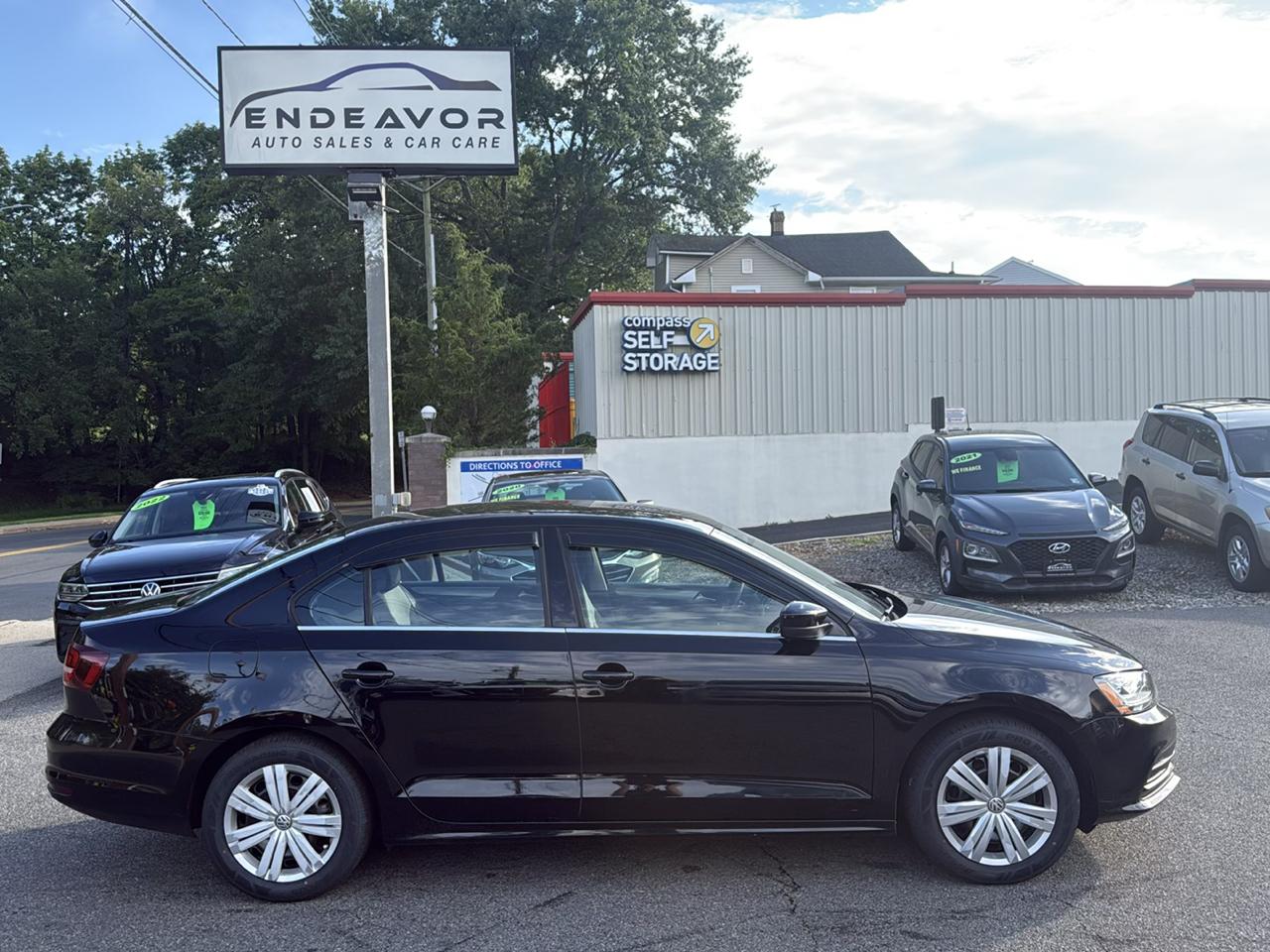 Volkswagen Jetta 1.4T S 6A 2017