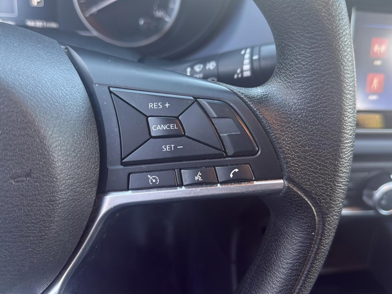Nissan Versa SV 2023
