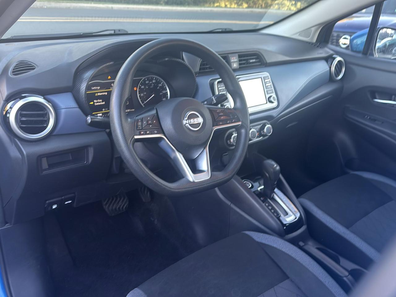 Nissan Versa SV 2023