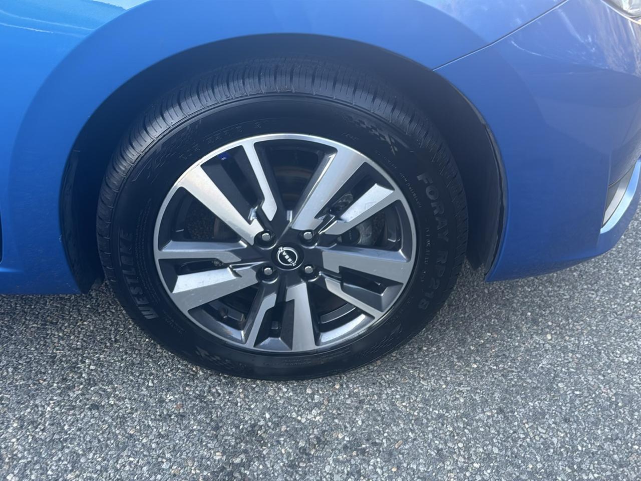 Nissan Versa SV 2023