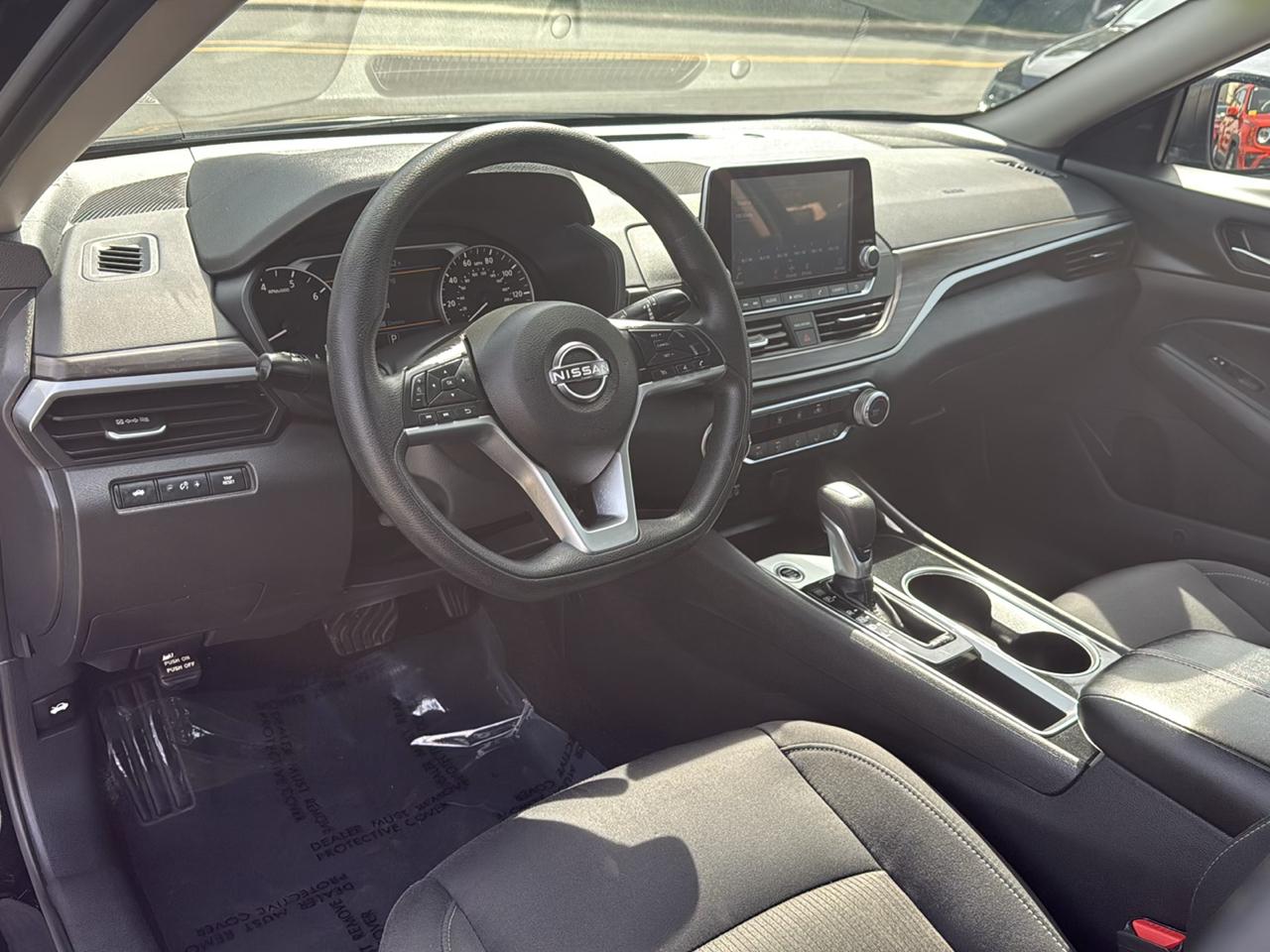 Nissan Altima 2.5 SV 2024