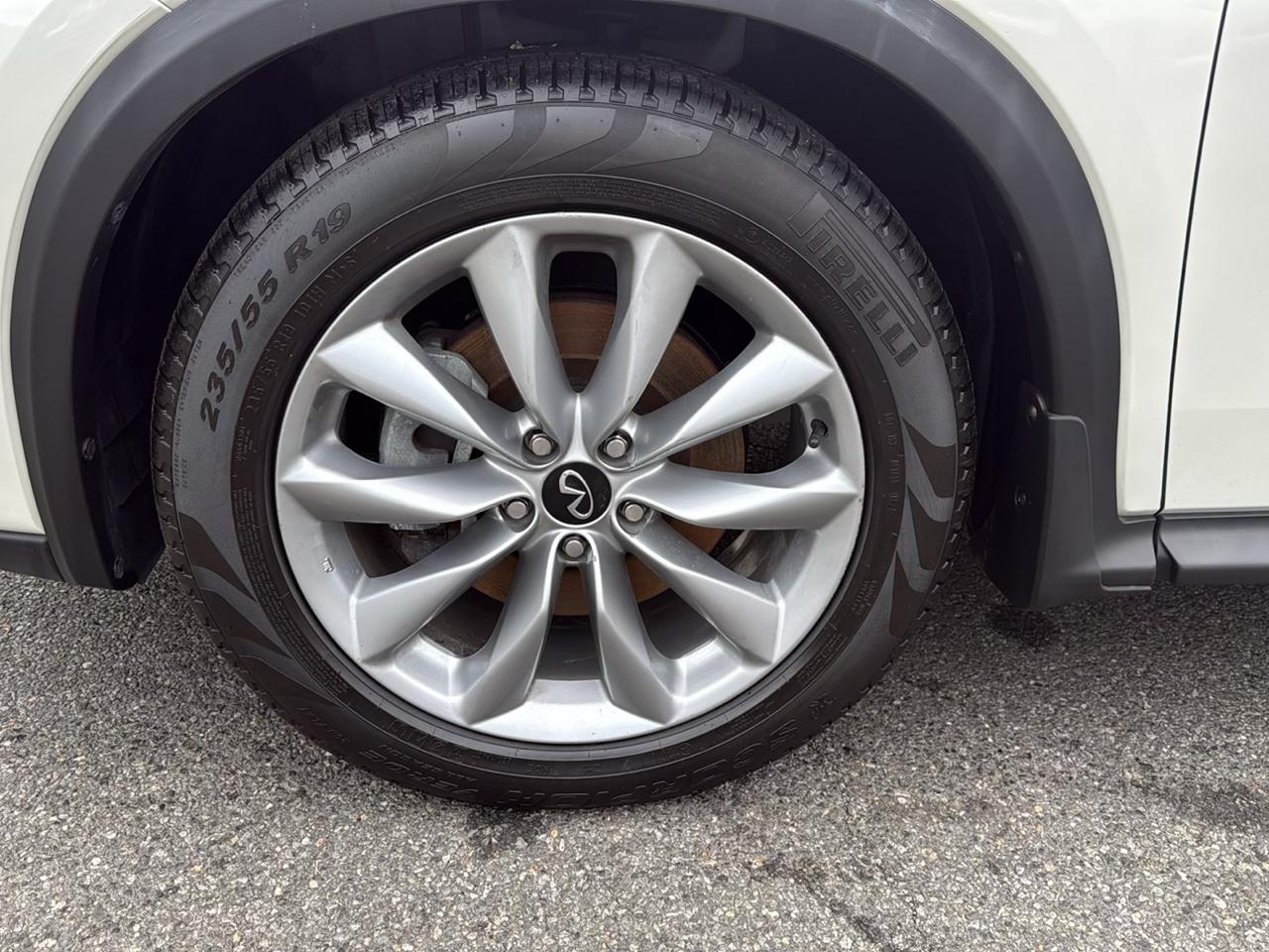 Infiniti QX50 LUXE AWD 2021