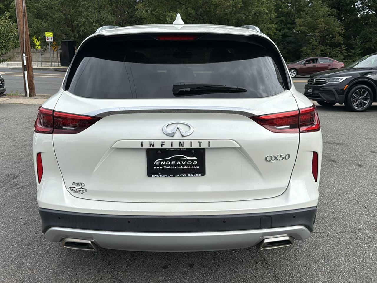 Infiniti QX50 LUXE AWD 2021