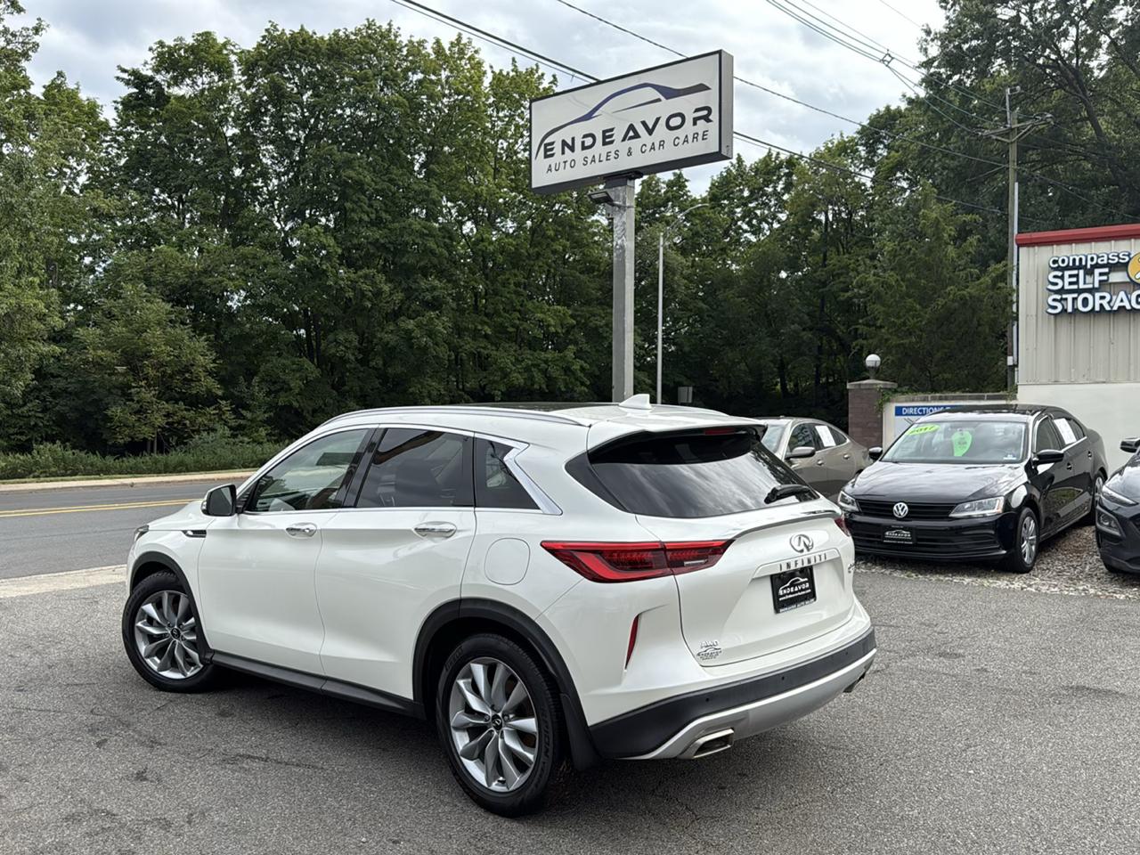 Infiniti QX50 LUXE AWD 2021
