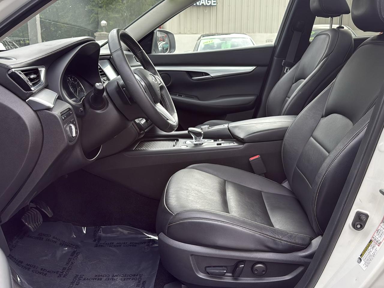 Infiniti QX50 LUXE AWD 2021