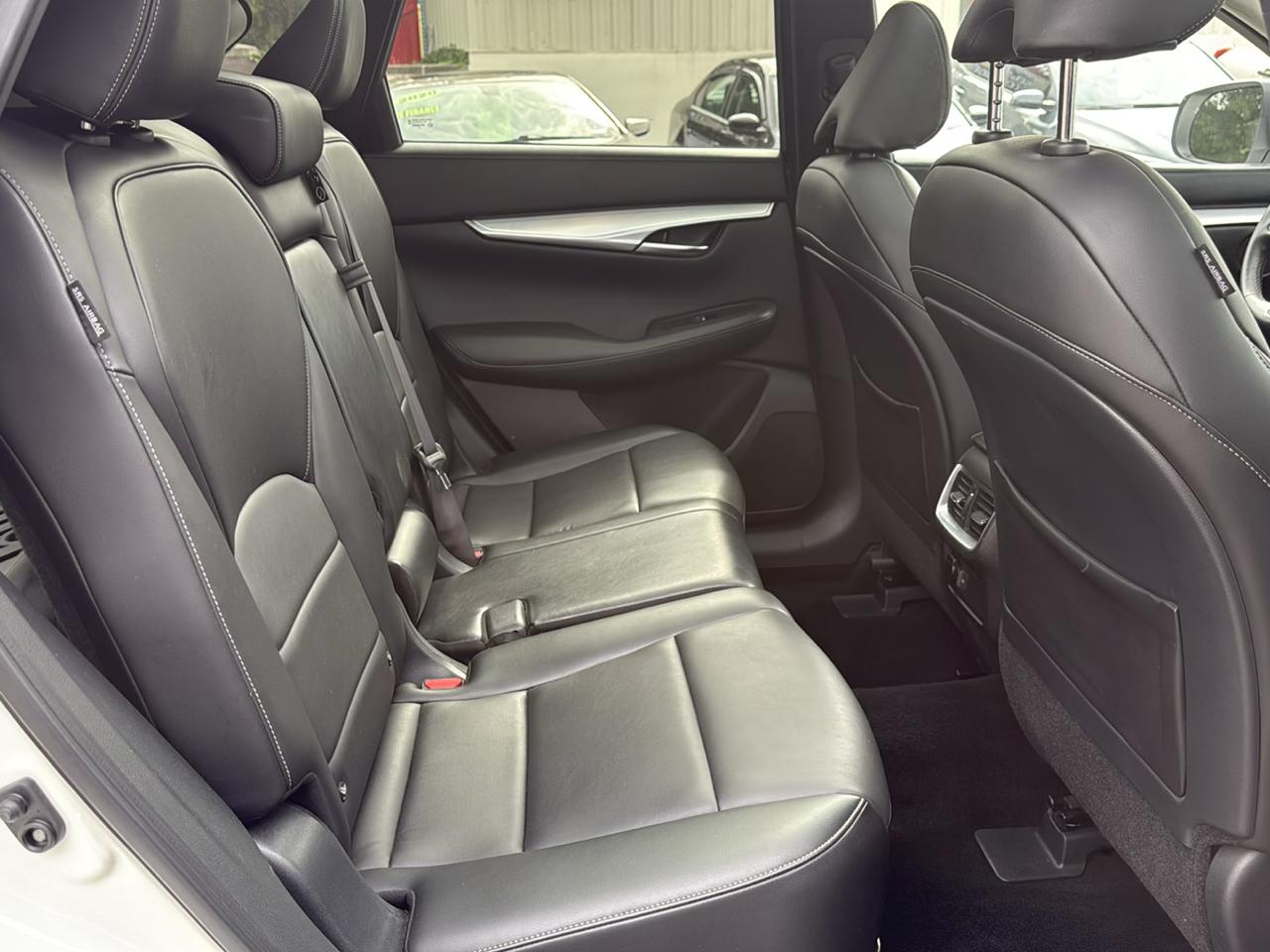 Infiniti QX50 LUXE AWD 2021