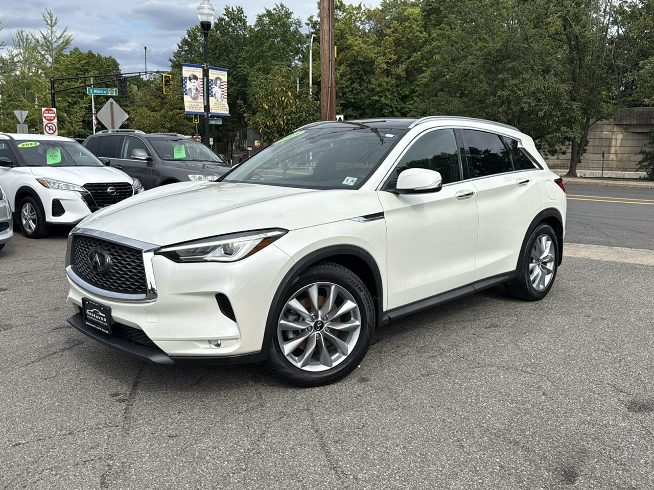 Infiniti QX50 LUXE AWD 2021