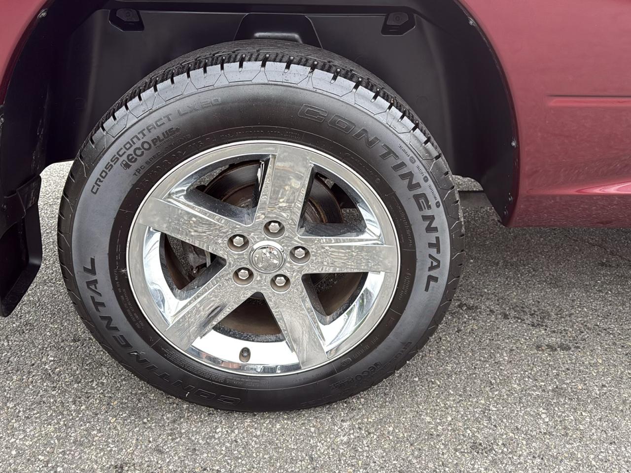 RAM 1500 Express 4x4 Crew Cab 5'7" Box 2018