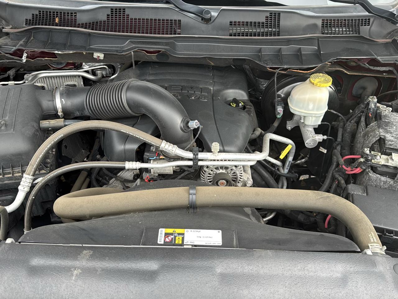 RAM 1500 Express 4x4 Crew Cab 5'7" Box 2018