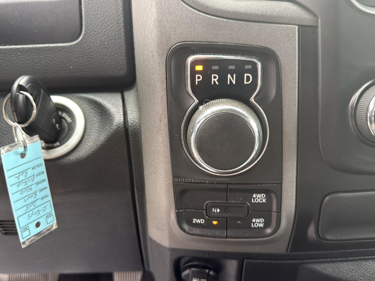 RAM 1500 Express 4x4 Crew Cab 5'7" Box 2018