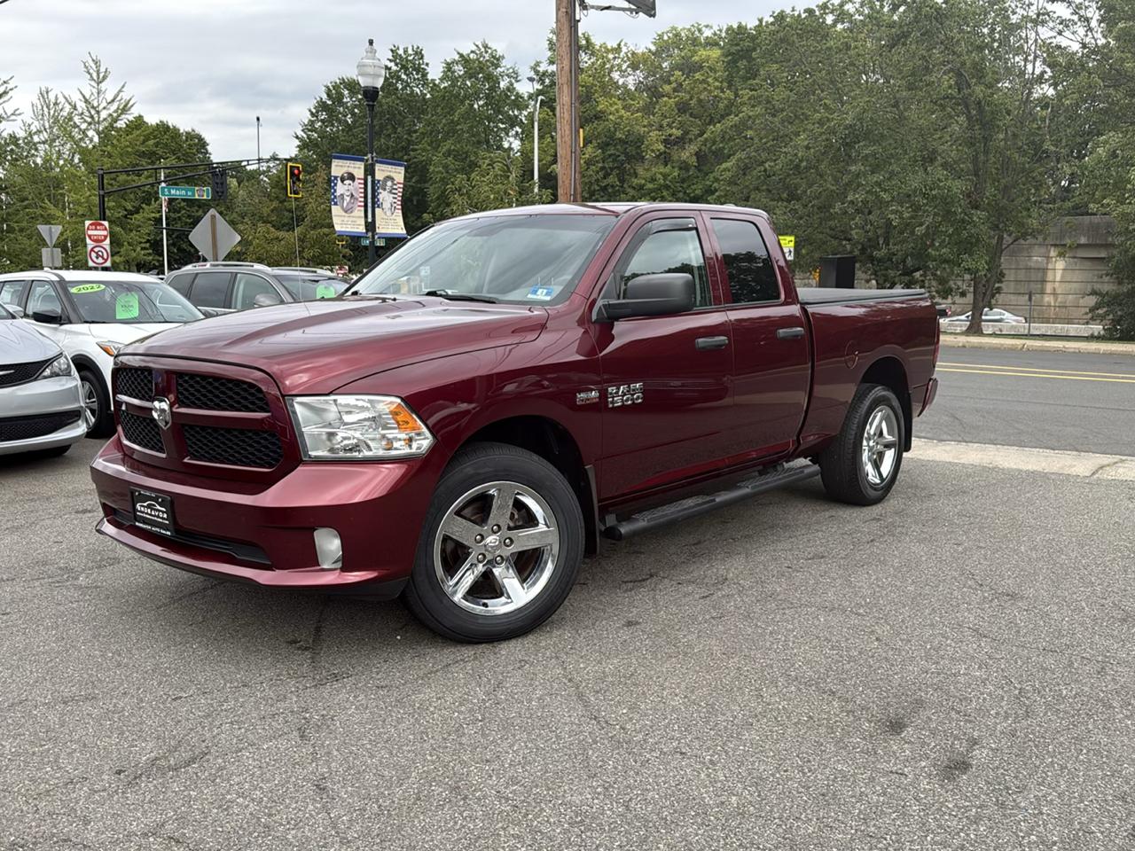 RAM 1500 Express 4x4 Crew Cab 5'7" Box 2018