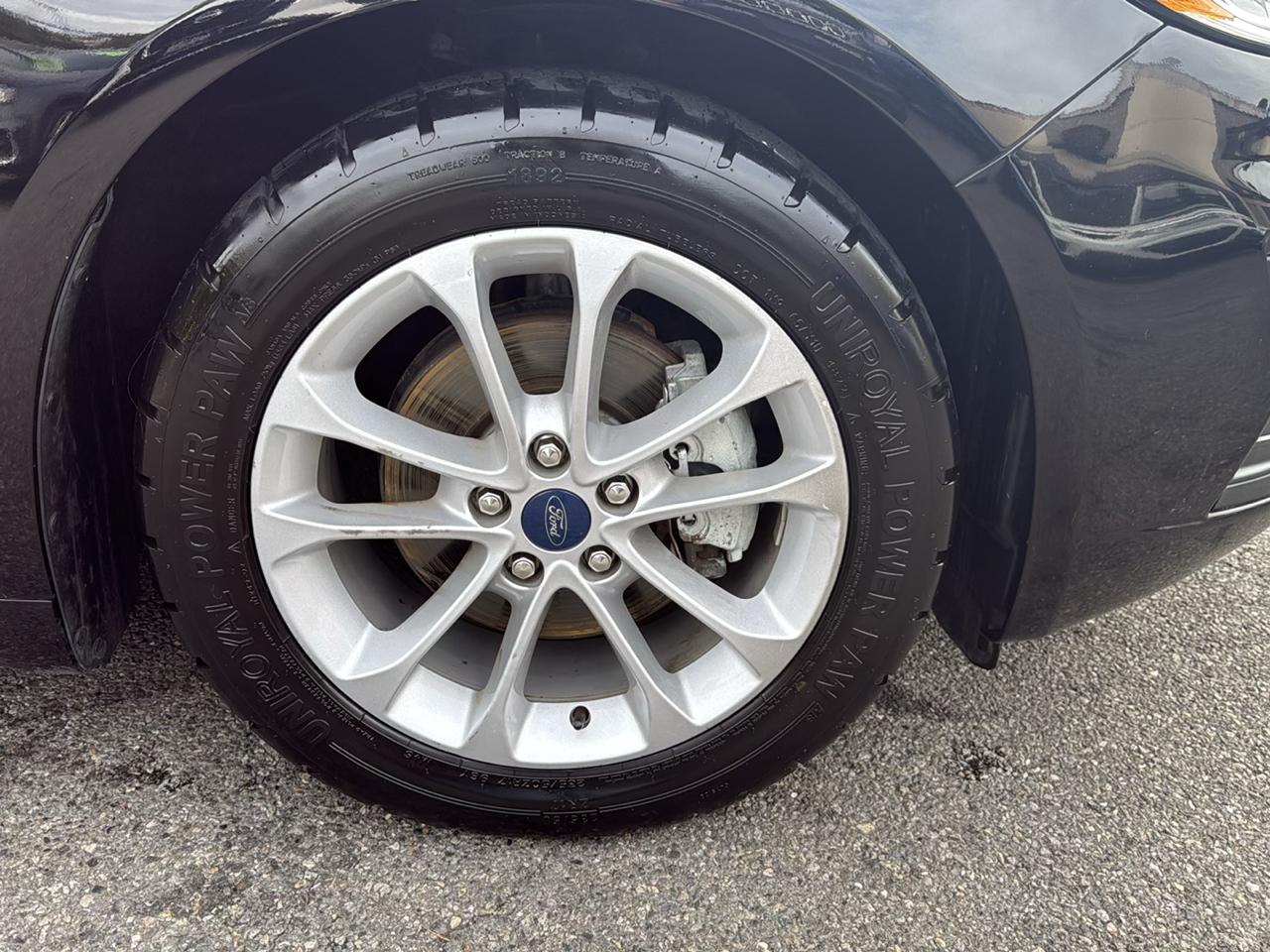 Ford Fusion SE 2020